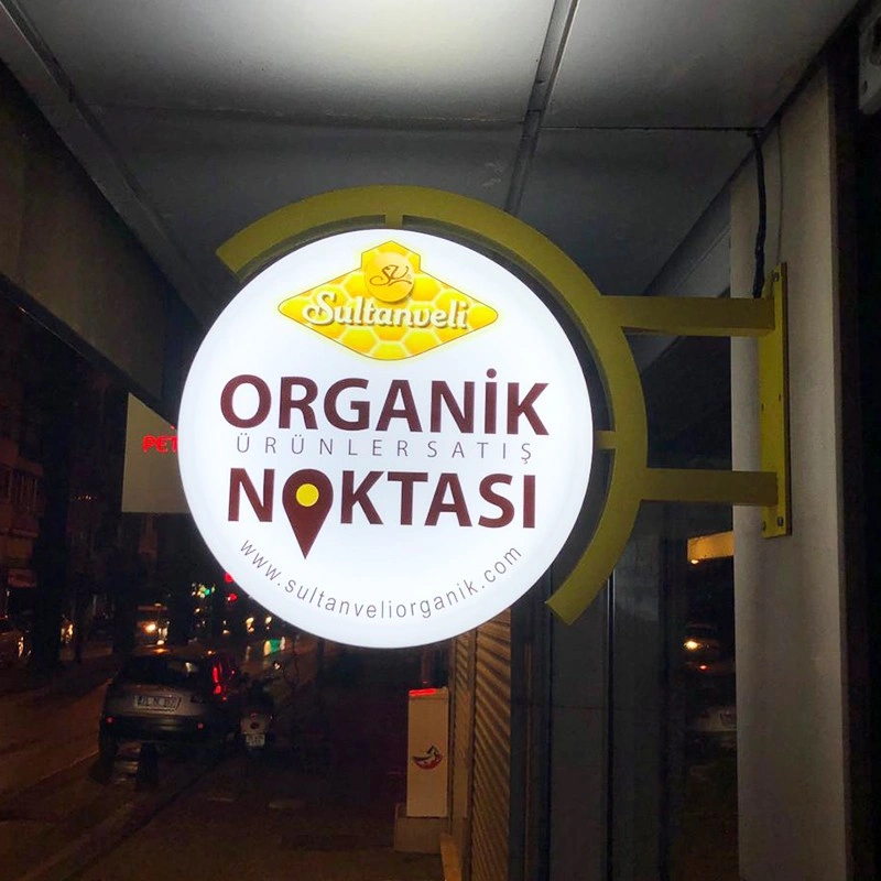 Işıklı Fener Tabela | Çift Yönlü Kabartma Pleksi ve Siyah Kasa